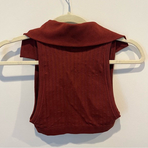 NWOT Out from Under by Urban Outfitters Crop Tank - Picture 2 of 2